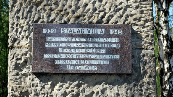 Plaque at the Stalag VIII A memorial in Görlitz. This image is shared under the creative commons license. Original here.